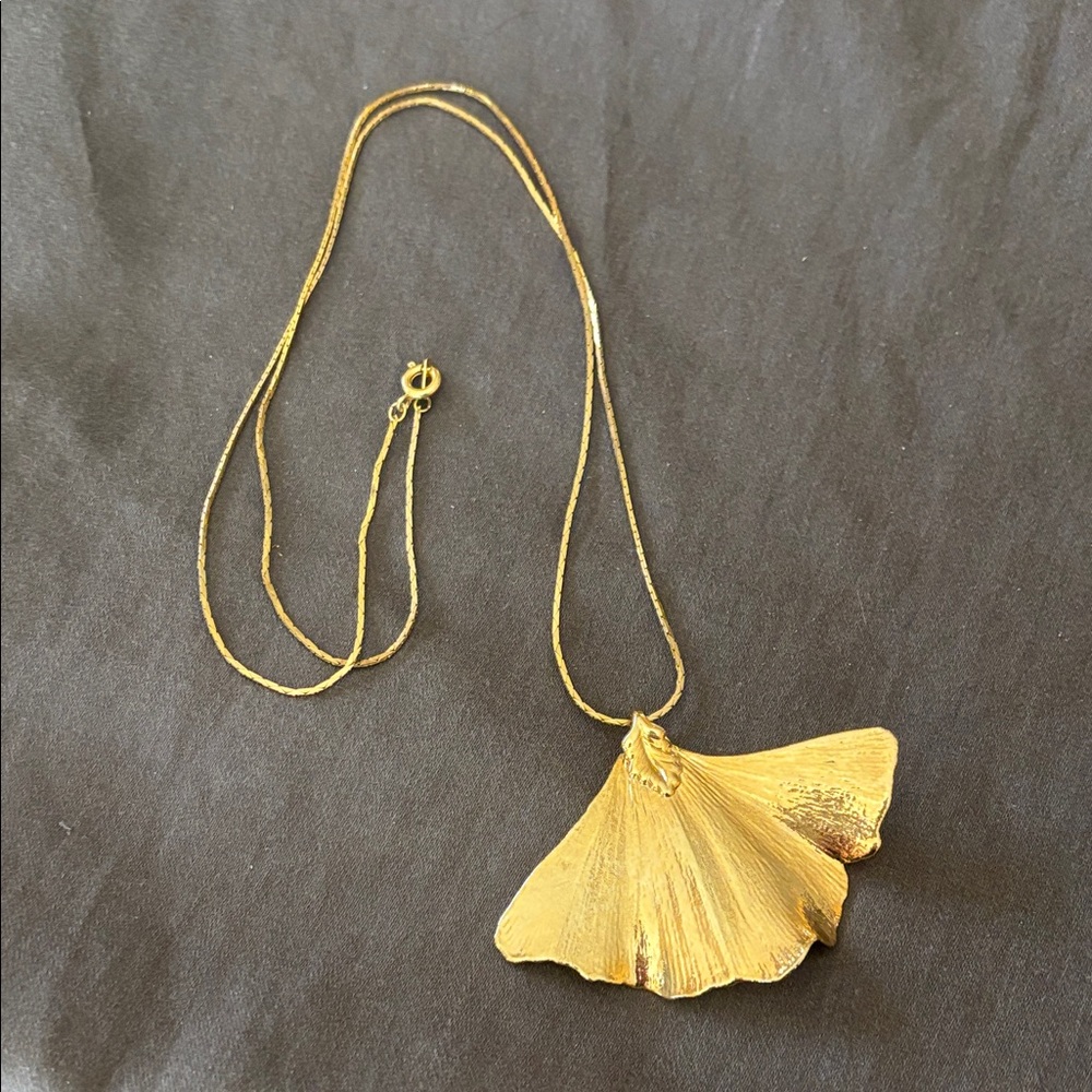 Vintage pendant
